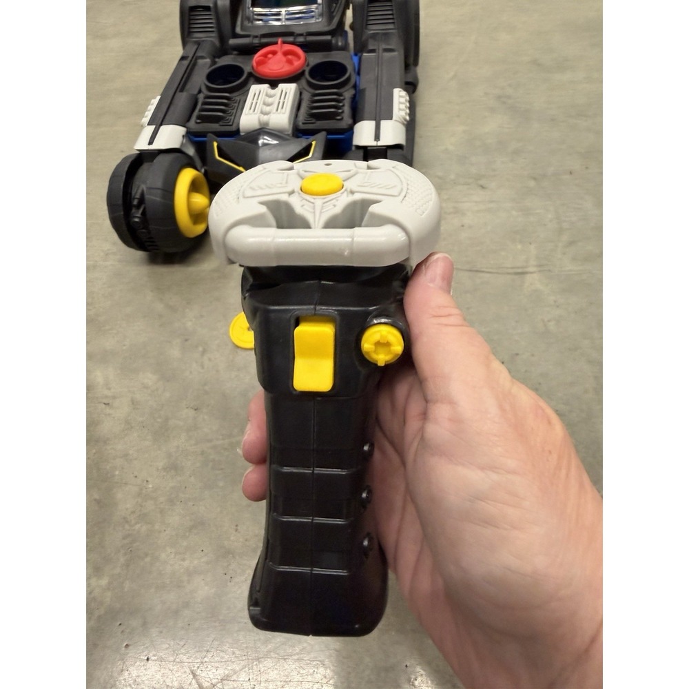 Fisher Price Imaginext DC Transforming BATMAN Batmobile R/C Car - Tested Works - Picture 3 of 15